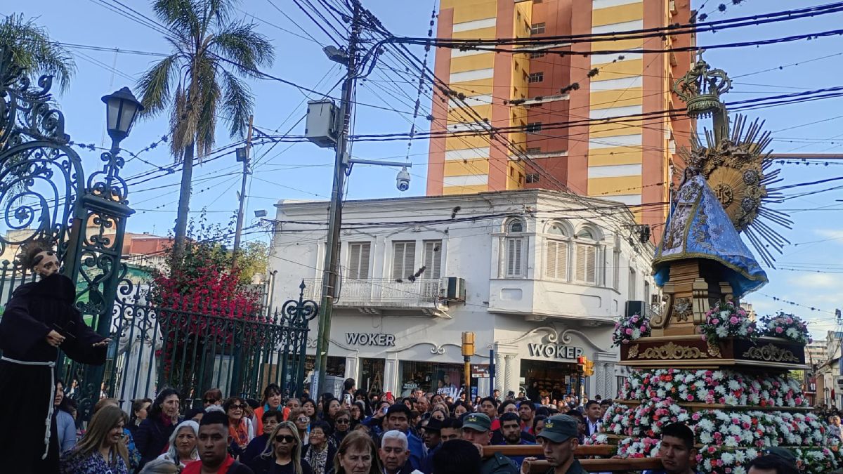 Canal 4 transmite en vivo la procesión y misa por el Día de la Virgen de Río Blanco