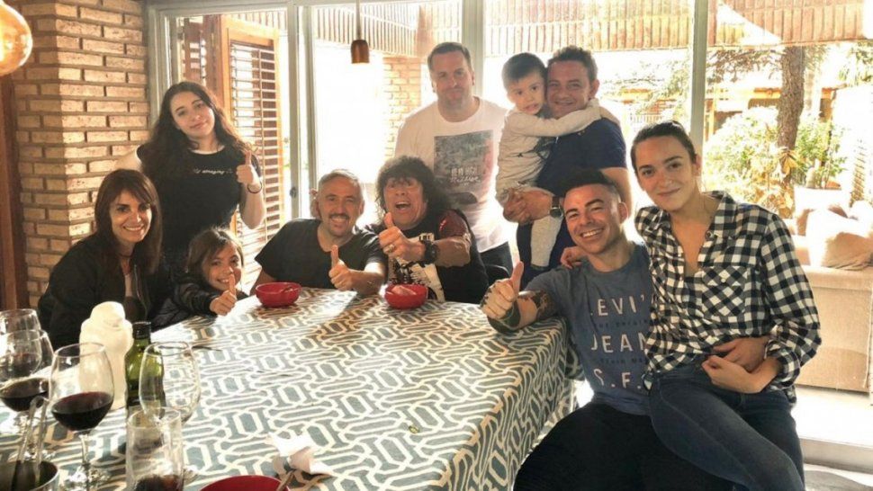 Dos grandes: la Mona Jiménez reapareció junto a Alejandro Lerner