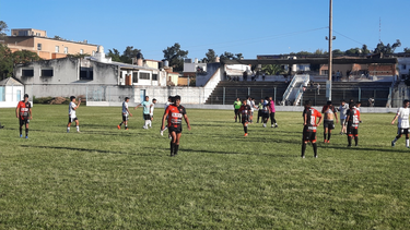 Sportivo Palermo y Altos Hornos Zapla se enfrentaron en la primera fecha de la Liga Jujeña de Fútbol.