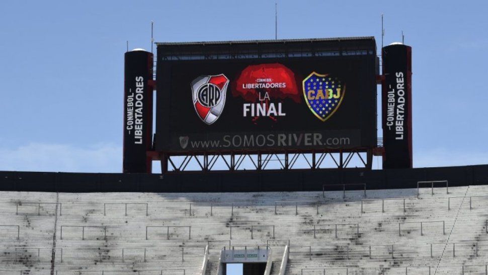 Desde Paraguay aseguran que la podría jugarse en Asunción y Boca pidió la descalificación de River