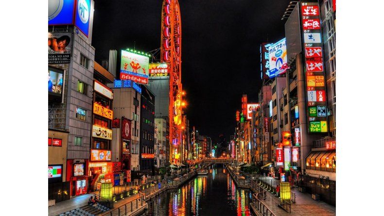 Osaka, Japón
