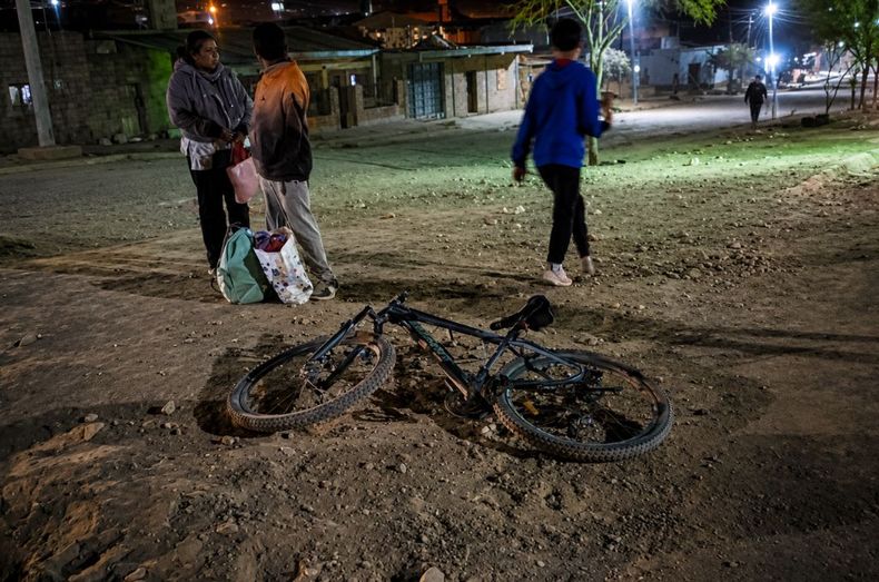 Atropelló a dos mujeres que iban en bicicleta con su moto y se dio a la fuga&nbsp;