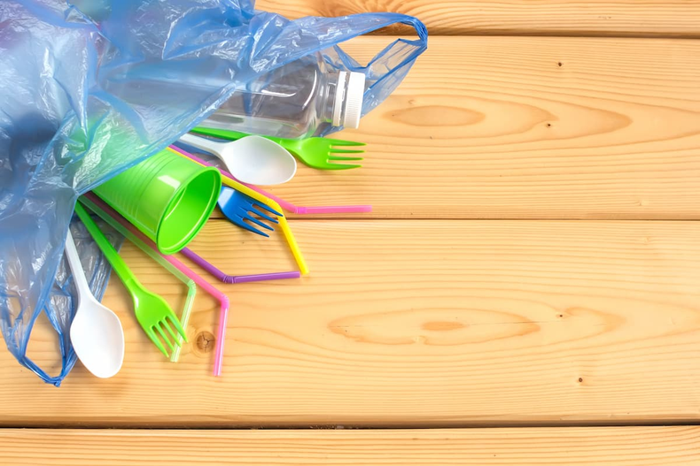 Plásticos de un solo uso. Plásticos de un solo uso.
