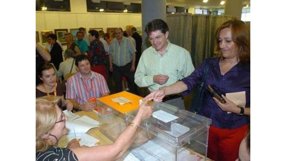Argentinos votan en el exterior