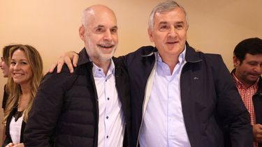Larreta junto a Morales.
