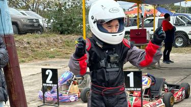 Adolfo Serna es un piloto jujeño de 10 años que se consagró campeón