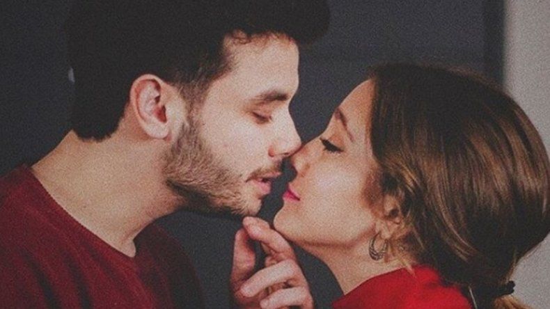Agustín Casanova y Ángela Torres más cerca que nunca y no es en la tira de Simona