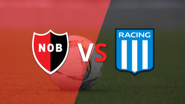Adrián Martínez anotó un doblete en la goleada 4-0 de Racing Club a Newell`s