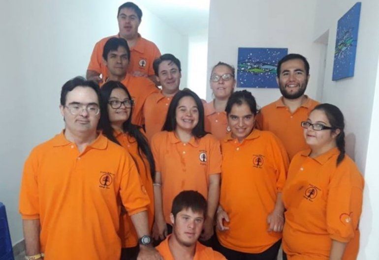 hOSTEL GESTIONADO POR CHICOS CON SÍNDORME DE DOWN.jpg