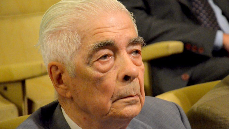 Murió el represor Luciano Benjamín Menéndez a los 90 años