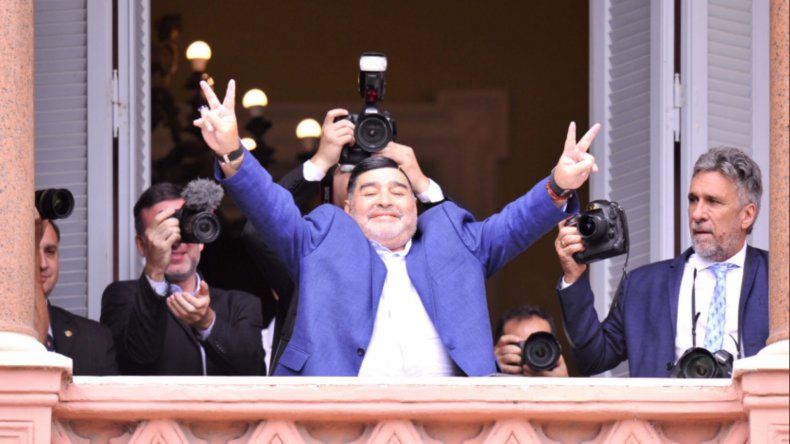 Maradona quiere demandar a Netflix por una película sobre su vida