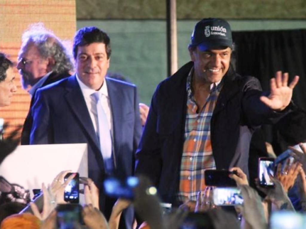 Scioli con ferroviarios