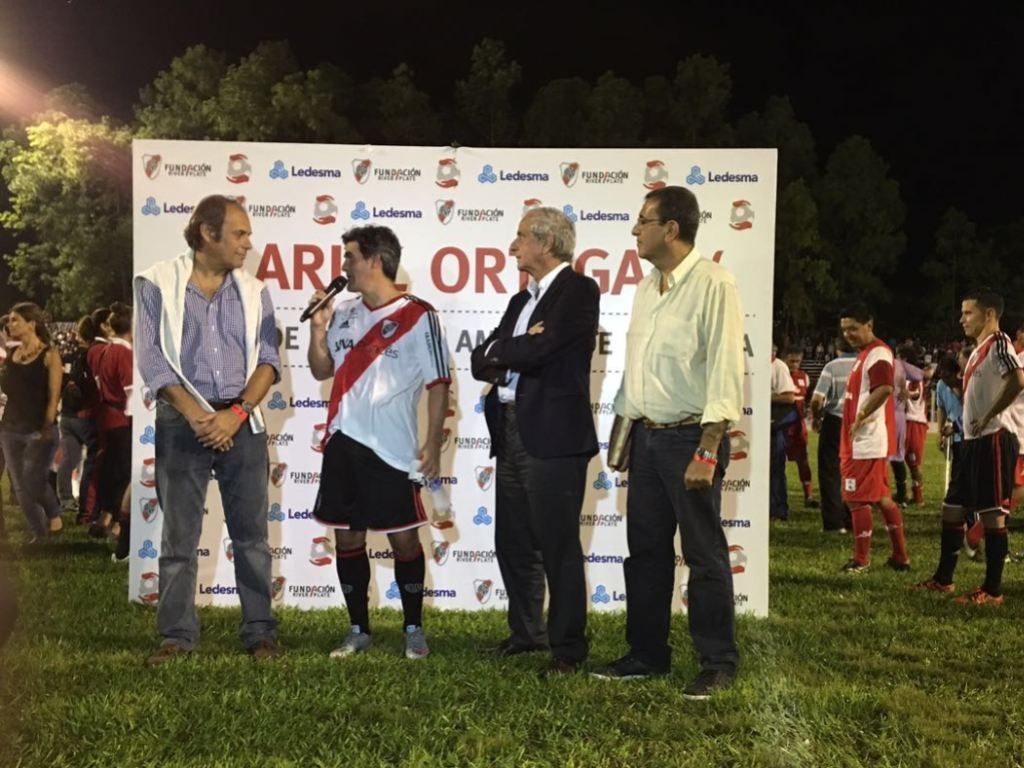 Homenaje a Ortega