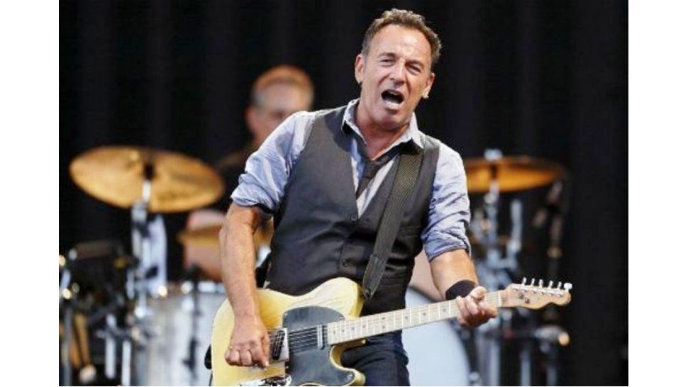 Bruce Sprinting