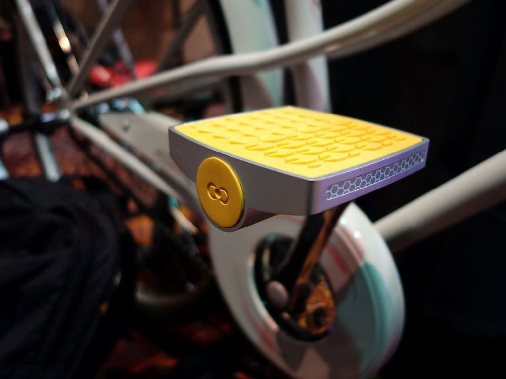 Pedal Connected Cycle