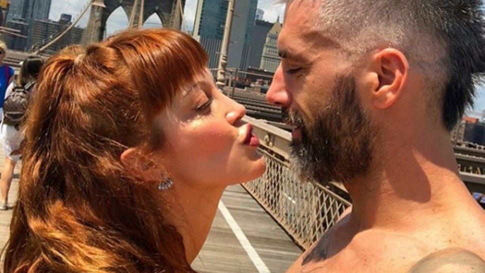Bomba: Miriam Lanzoni y su novio entrenan de una manera que prende fuego