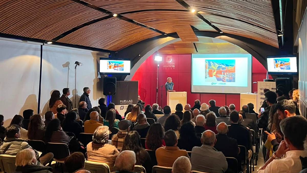 En el Día del Arquitecto, homenajearon a Carlos "Cartucho" Antoraz