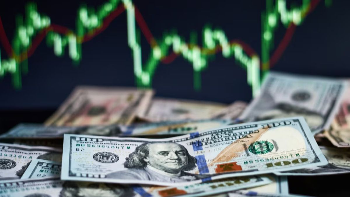 El dólar oficial cerró a $1495.