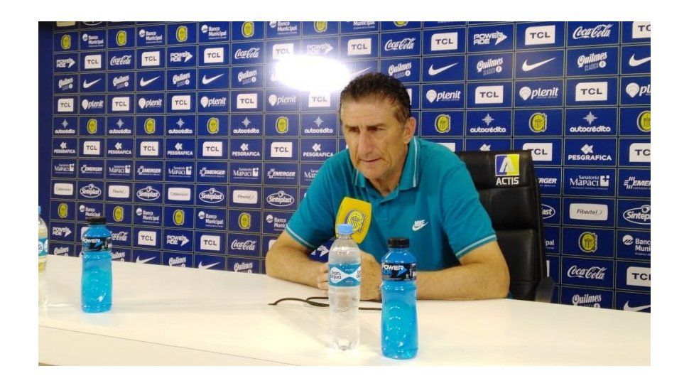 Edgardo Bauza: No creo que Gimnasia esté un escalón abajo de River