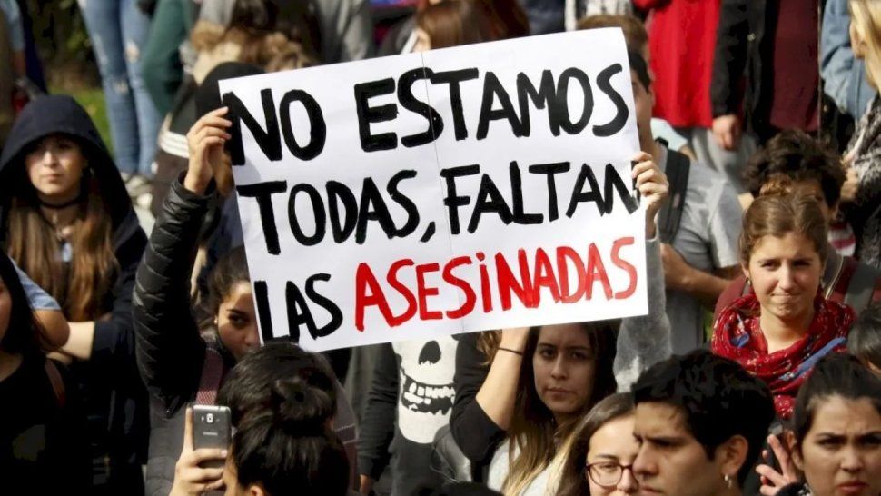 Femicidios. Femicidios.