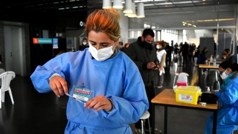 Argentina superó el 35% de la población vacunada con una sola dosis.