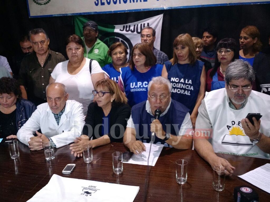 Anuncio de los gremios