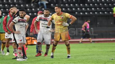 Colón de Santa Fe pretende que anulen su descenso de categoría.