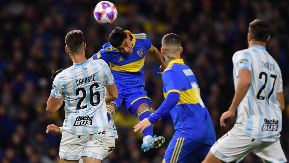 Boca Juniors le ganó a Atlético Tucumán y sigue en la pelea