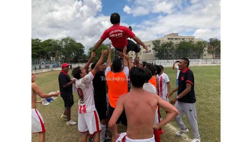 campeon: nieva gano y corono una gran temporada