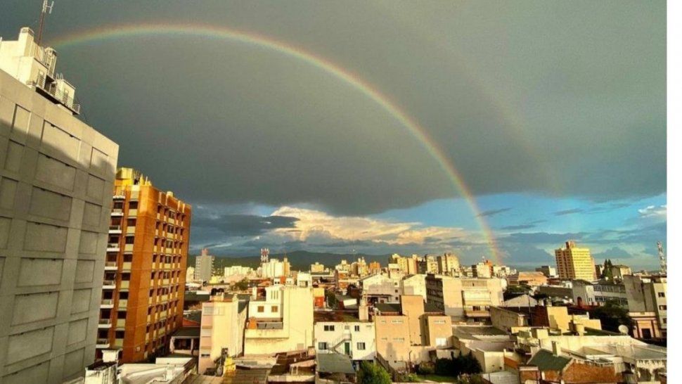 un arco iris para embellecer la tarde jujena