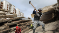 El número de fallecidos por los terremotos del 24 de junio en Venezuela aumentó a 4.490, después de que fueran recuperados otros 157 cuerpos entre los escombros. La cantidad de heridos se mantiene en 16.740.