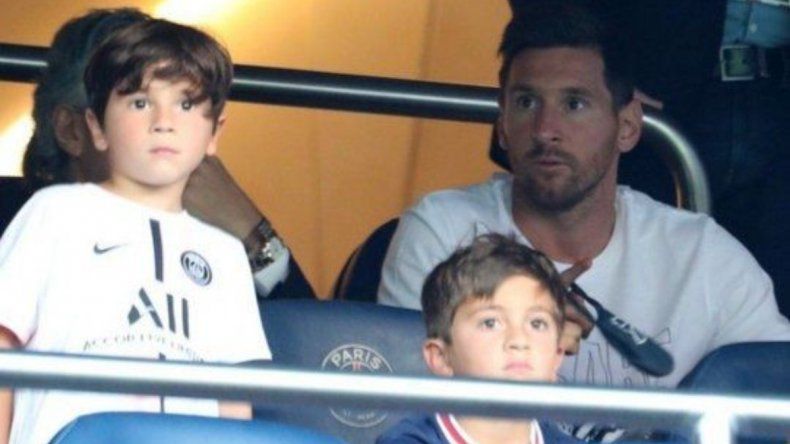 Messi anotó a sus hijos en las Inferiores del PSG.&nbsp;