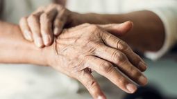 Unas 100 mil personas conviven con Parkinson en Argentina