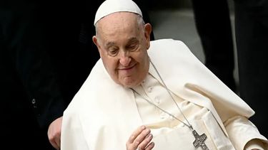 “El Papa ha descansado bien, toda la noche”, informan a través del parte médico.