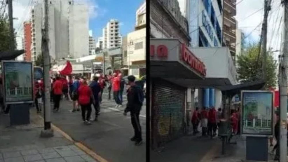 Los hinchas de Independiente atacaron la sede de Racing