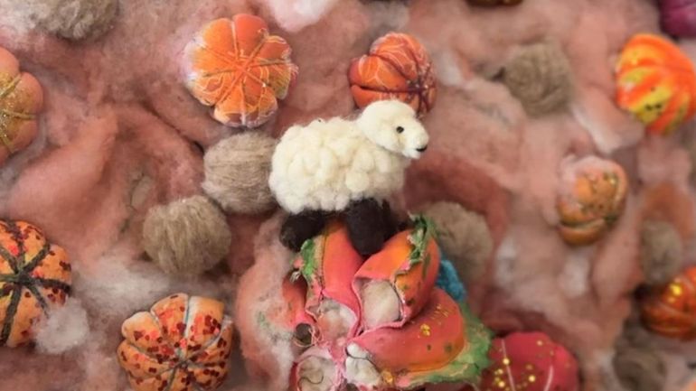 FNE 2024: La carroza que está tejida a crochet