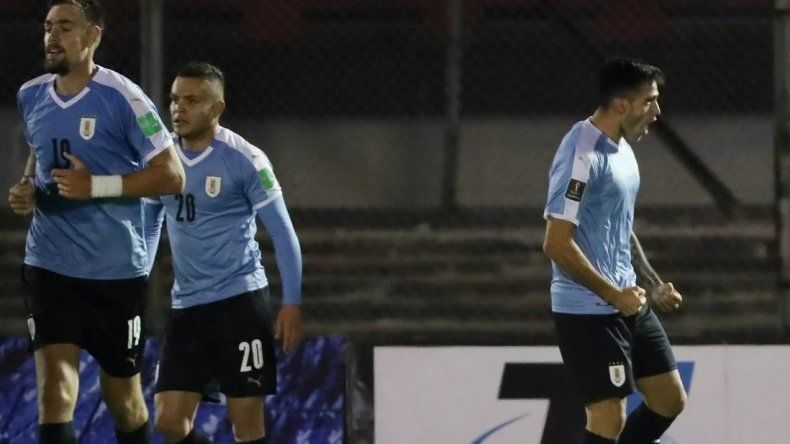 Eliminatorias: Uruguay festejó ante Chile con un gol sobre la hora