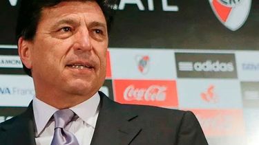 Passarella quiere volver a ser técnico y ya recibió cuatro ofertas de clubes para regresar al mundo del fútbol.