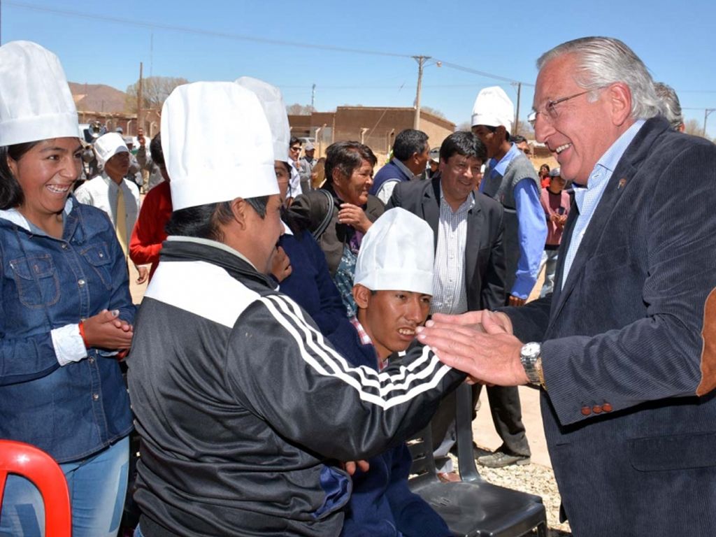 Visita de Fellner a Abra Pampa
