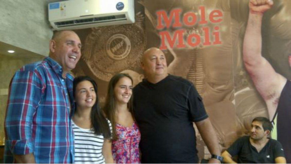 Inauguración del bar