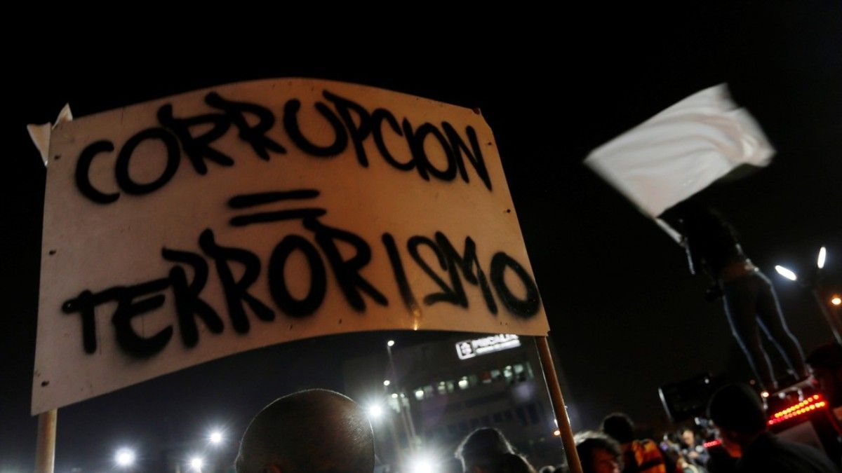 Colombia: aprobaron un artículo que impide a la prensa denunciar funcionarios.&nbsp;