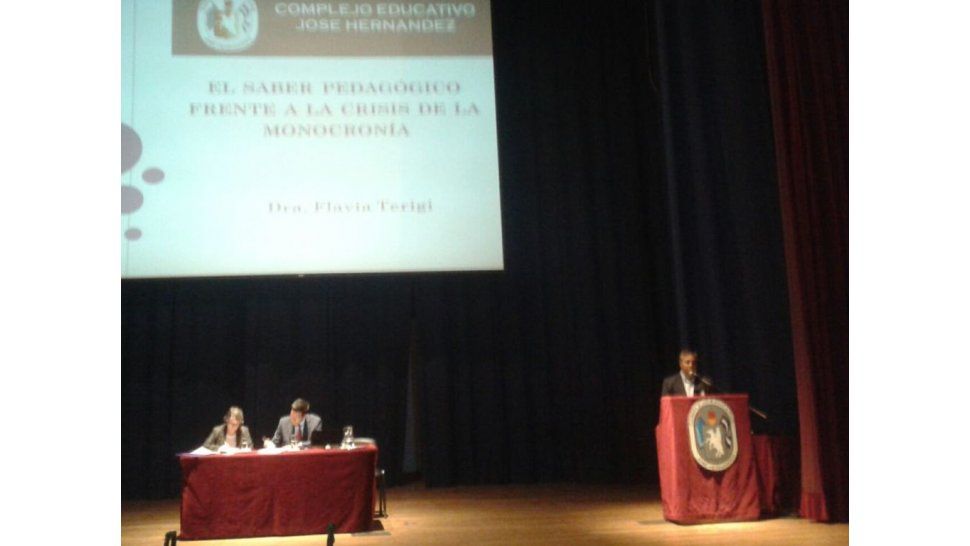 Congreso en el José Hernández