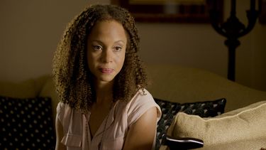 Makayla representa la tenacidad, mientras que su familia personifica la comprensión.