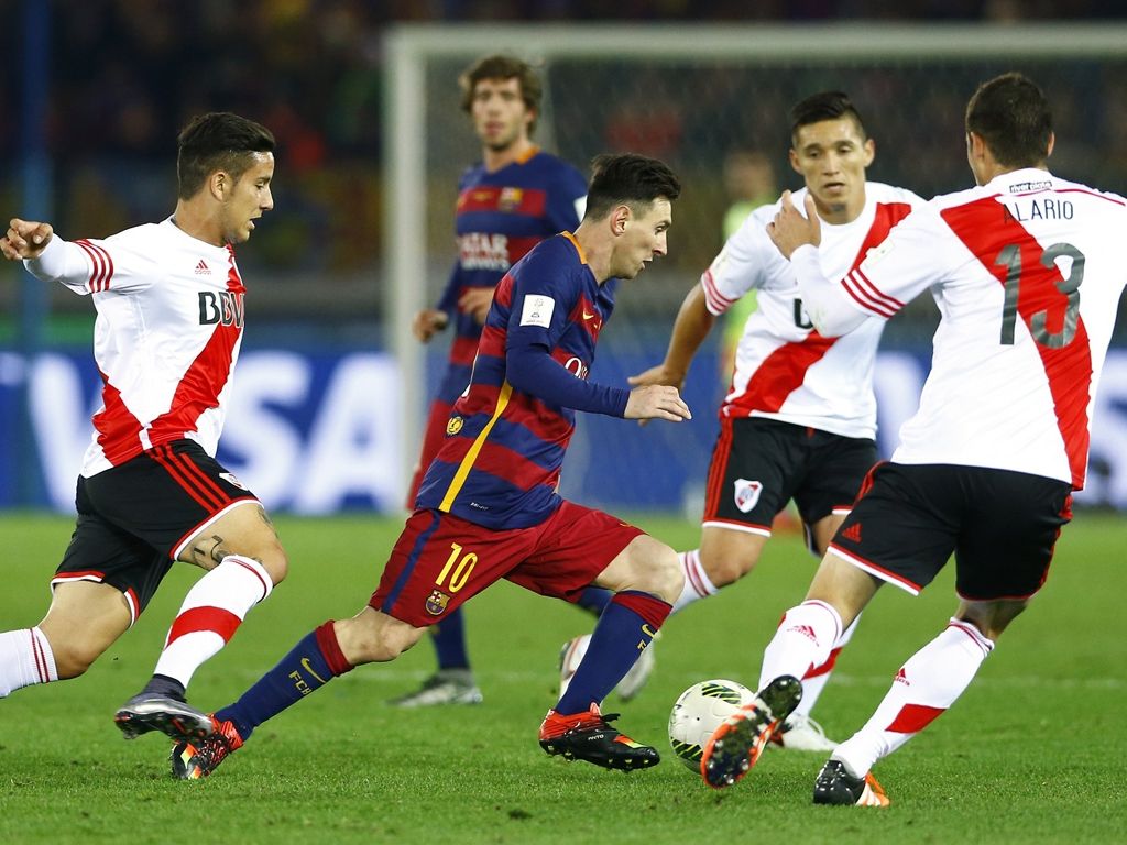 Messi contra River
