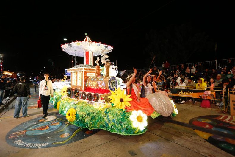 COLEGIO LOS LAPACHOS