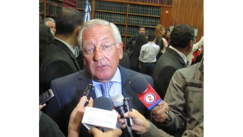 Dr. Eduardo Fellner