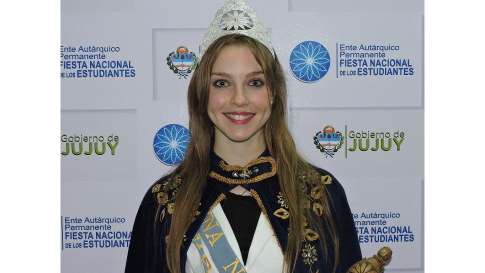 Carolina Silva - Reina Nacional 2014