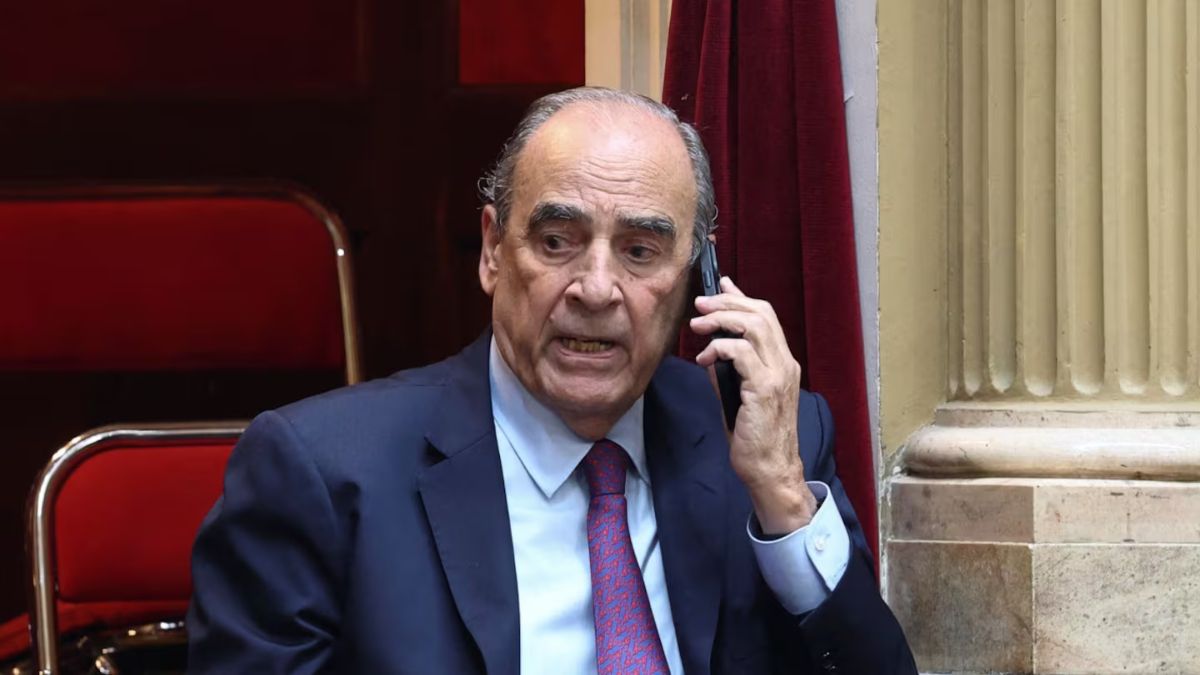 Francos va a Diputados para un informe de gestión.