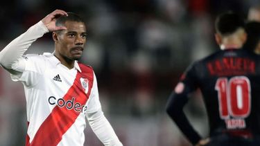 Liga Profesional: River le ganó a Barracas por 2 a 0