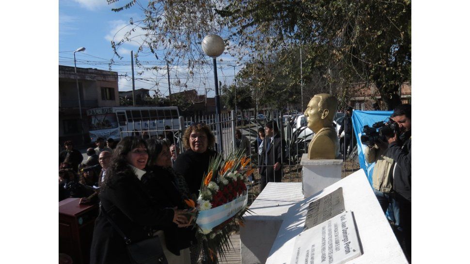 Acto por la muerte de Perón